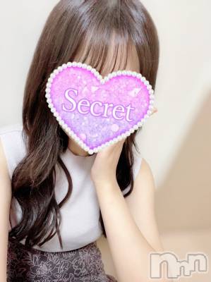 初体験みく☆期待値MAX♪(19) 身長149cm、スリーサイズB87(E).W56.H85。新潟デリヘル Secret Love(シークレットラブ)在籍。