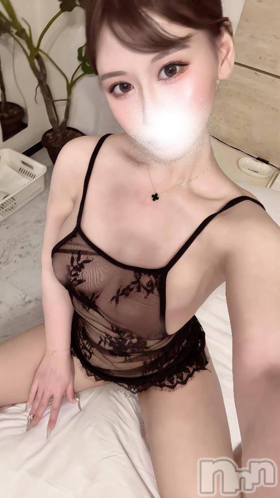 長岡デリヘルROOKIE(ルーキー)はんな(23)の2026年1月13日写メブログ「明日最終日🤍」