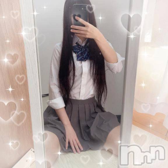 三条デリヘル新潟デリヘル倶楽部　三条店(ニイガタデリヘルクラブ　サンジョウテン) もも(20)の10月2日写メブログ「初出勤🩷🩷🩷💦」
