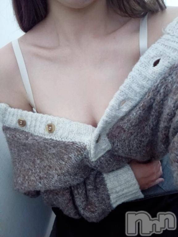 新潟デリヘル奥様特急 新潟店(オクサマトッキュウニイガタテン) はるか(24)の11月9日写メブログ「おはようございます^^」