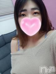 新潟デリヘル奥様特急 新潟店(オクサマトッキュウニイガタテン) はるか(24)の11月14日写メブログ「金曜日の夜、ご褒美どうですか…(*´˘`*)♡」