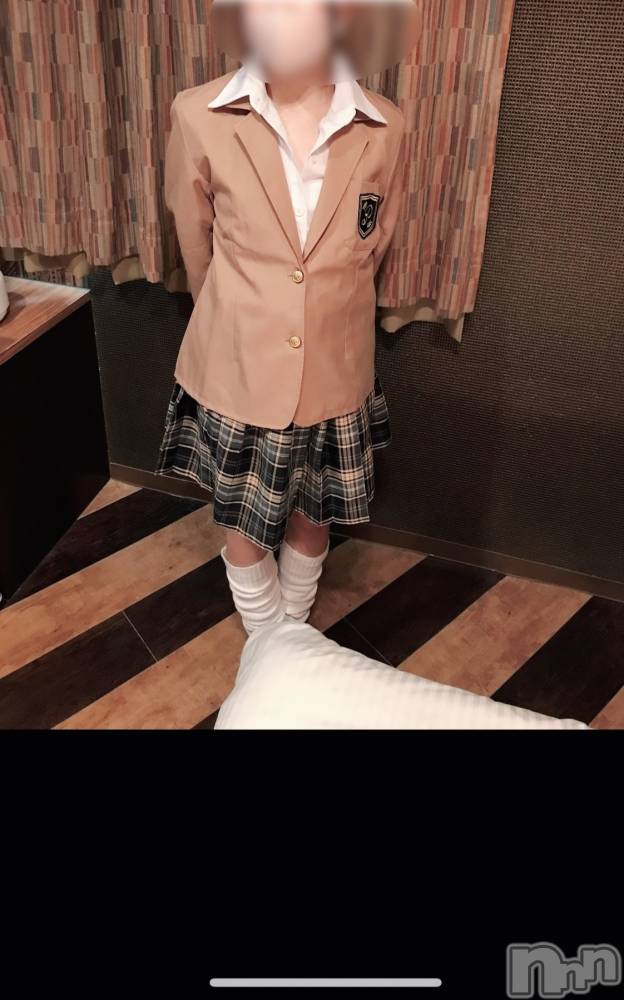 新潟デリヘル新潟出張メンズエステ Fancy -ファンシィ-(ニイガタシュッチョウメンズエステファンシィ) 新人☆れな(24)の11月13日写メブログ「お休みします🙇🏻‍♀️՞」