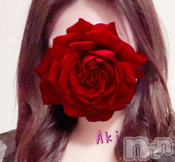 新潟デリヘルSecret Love(シークレットラブ)【体験】あき☆極秘S級妻(37)の2025年11月7日写メブログ「華金🌻😍」