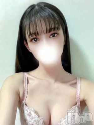 りか(23) 身長156cm、スリーサイズB86(D).W55.H83。上越デリヘル BLUE BIRD上越店(ブルーバード上越店)在籍。