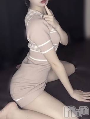 雨宮　りり(21) 身長158cm、スリーサイズB().W.H。新潟メンズエステ AMBER～アンバー～(アンバー)在籍。