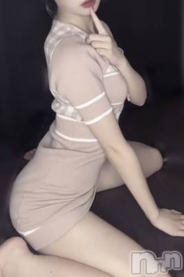 雨宮　りり(21) 身長158cm、スリーサイズB().W.H。新潟メンズエステ AMBER～アンバー～(アンバー)在籍。