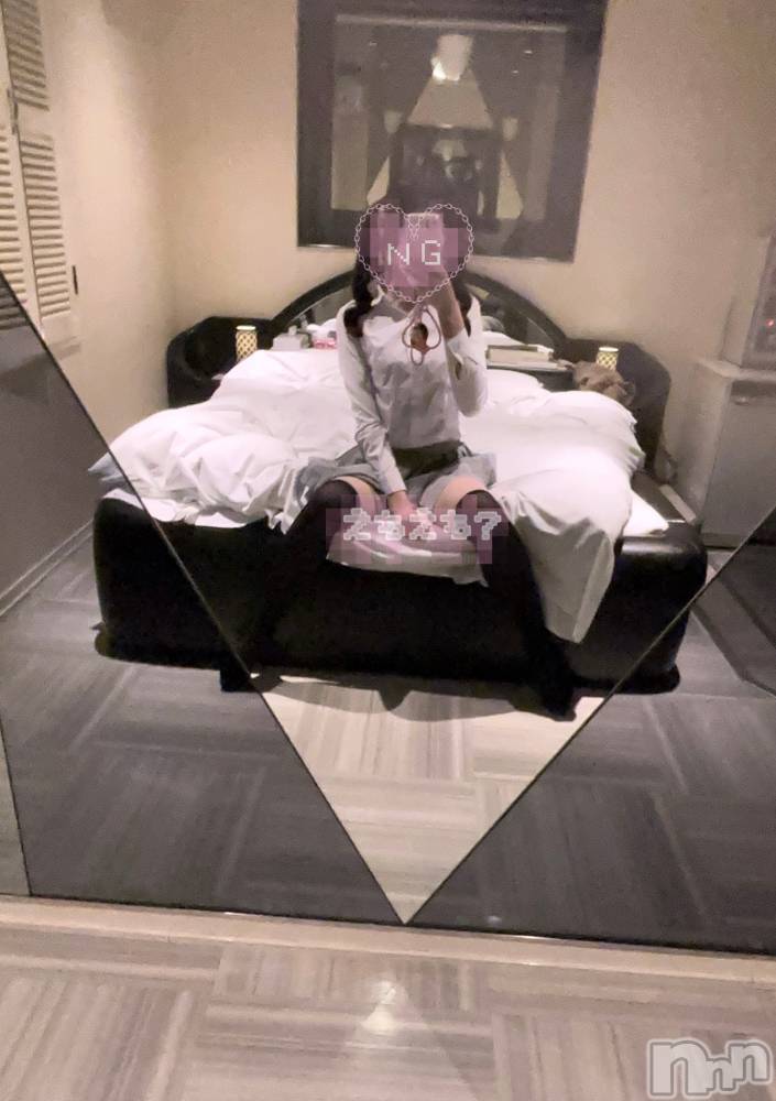 新潟デリヘルCherish Amulet(チェリッシュ アミュレット) あむ ≪未経験黒髪アイドル≫(20)の4月5日写メブログ「あむのあし、すきだよね？ෆ‪」