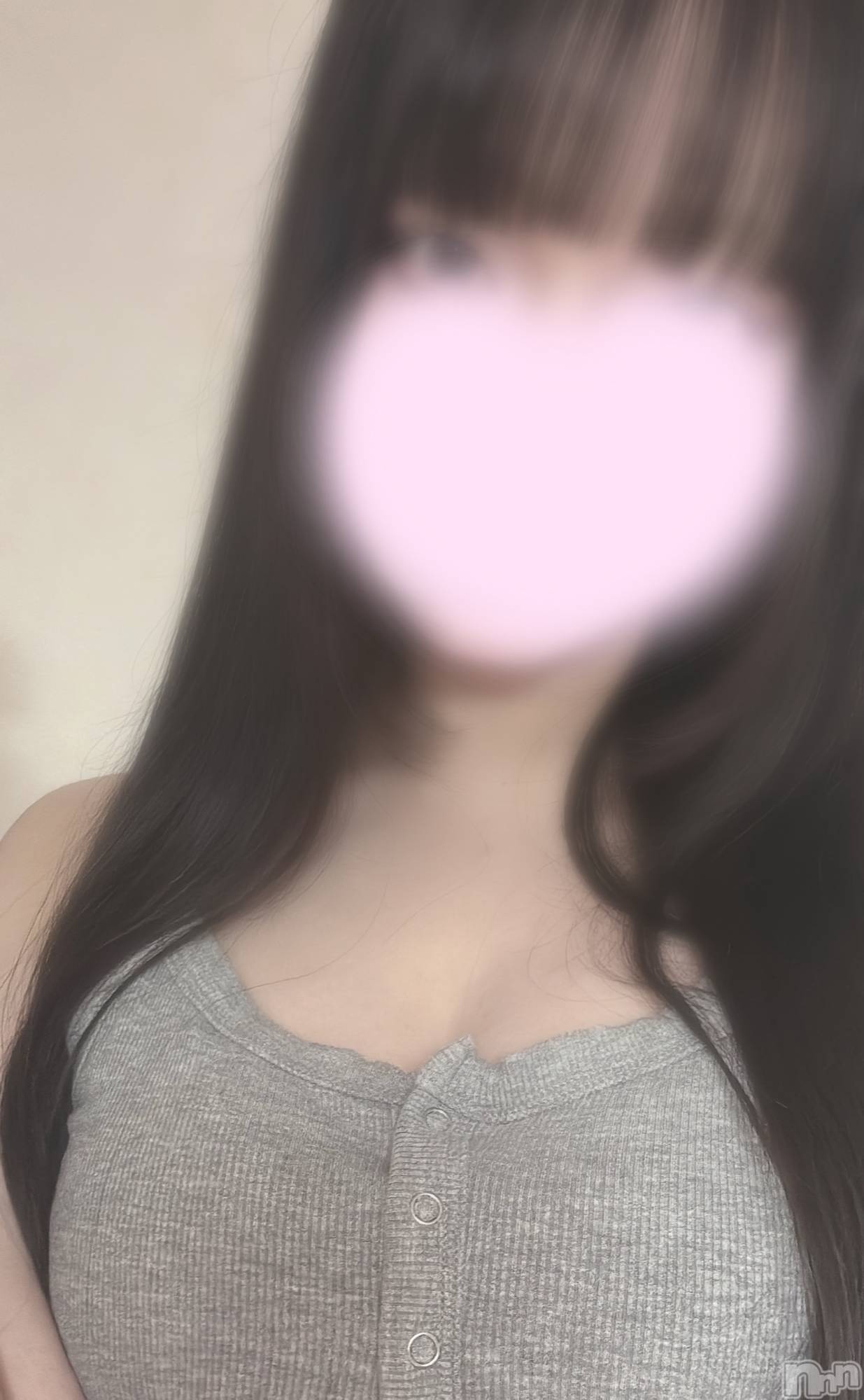 新潟デリヘルCherish Amulet(チェリッシュ アミュレット)あむ ≪未経験黒髪アイドル≫(20)の2026年3月19日写メブログ「あむに会いたい人いる？T ﹏ T」