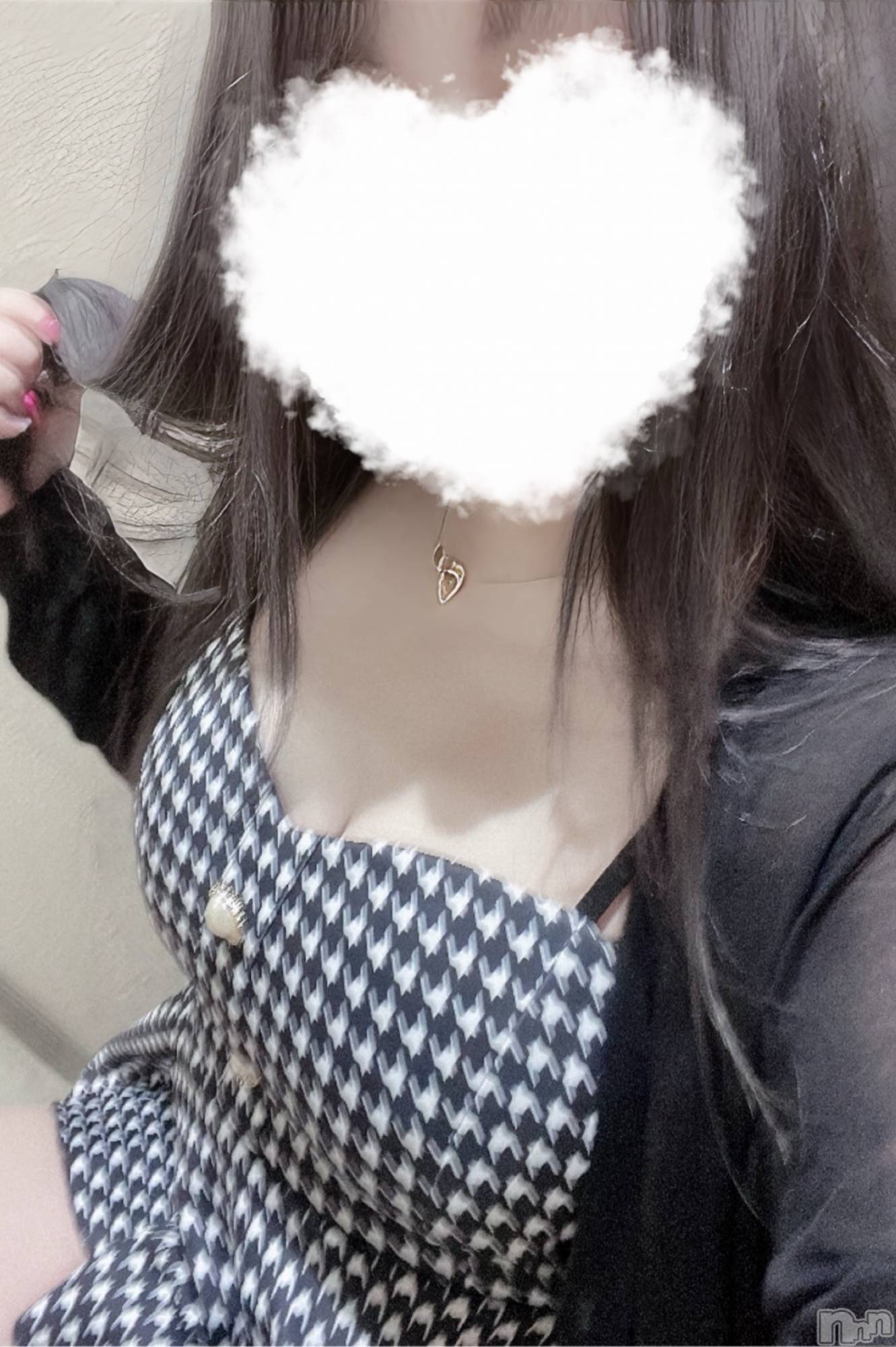 えりか【体験】潮吹き敏感Fカップ