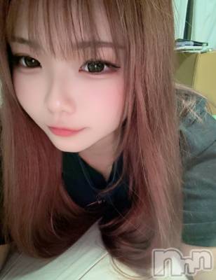 新潟駅前スナック・ガールズバーコンセプトカフェ 夢見る廃教会~明日死ぬかもしれないぢゃん~(コンセプトカフェユメミルハイキョウカイ) もも(21)の10月20日写メブログ「あっためて🫠」