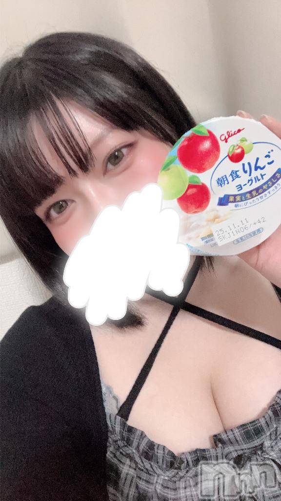 新潟デリヘル奥様特急 新潟店(オクサマトッキュウニイガタテン)りんご(22)の2025年11月7日写メブログ「おはようございます🍎」