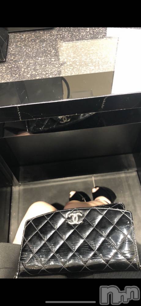 新潟デリヘル人妻不倫処　桃屋　新潟店(ヒトヅマフリンドコロモモヤ) えみり・新人奥様(25)の10月10日写メブログ「タイプ♡」