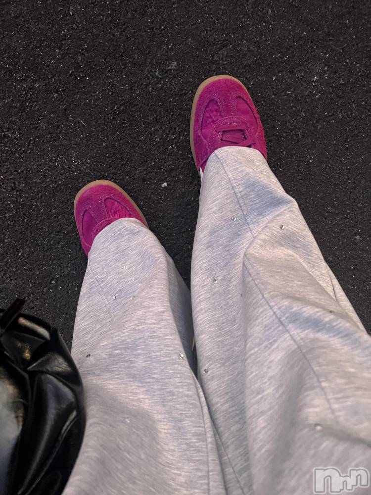 ���ץ���Х��顦�����CLUB BOSS(����� �ܥ�) ����4��3���̥�֥�����👟🫧��