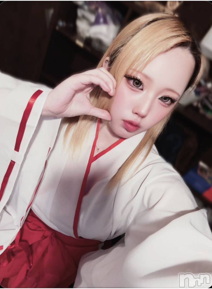 ���ܱ������ʥå��������륺�С�Girls bar Zenith(�����륺�С����˥�) �Ȥ��դ�1��3���̥�֥�����Happy New year����