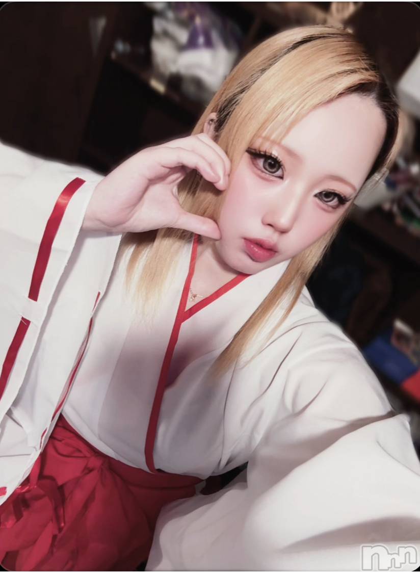 ���ܱ������ʥå��������륺�С�Girls bar Zenith(�����륺�С����˥�) ��2026ǯ1��3���̥�֥�����Happy New year����