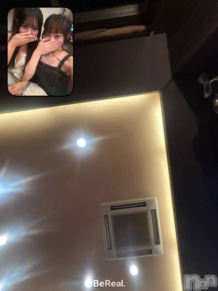 ƲХ顦Lounge Veranda(饦󥸥٥) ޤ1011ֽ̥֥жФƤޤ