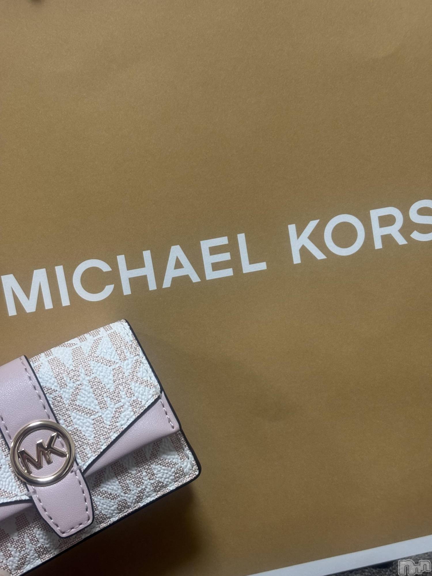 ƲХ顦Lounge Veranda(饦󥸥٥) 2025ǯ1030̥֥1030 2000ʬΥ֥