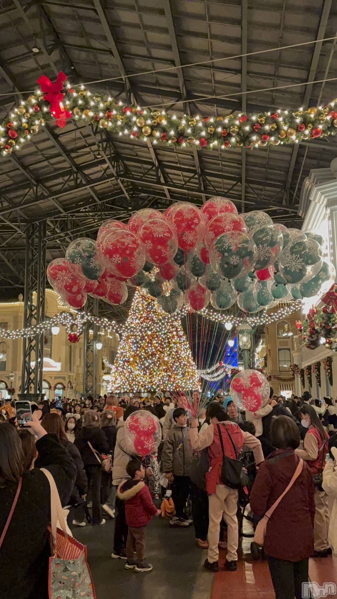 ƲХ顦Lounge Veranda(饦󥸥٥) 2025ǯ1127̥֥1127 2004ʬΥ֥