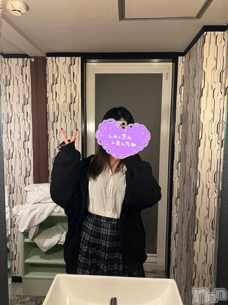 新潟デリヘルCherish Amulet(チェリッシュ アミュレット) りほ★ ≪どエロ美少女≫(23)の11月6日写メブログ「出勤したよ💗」