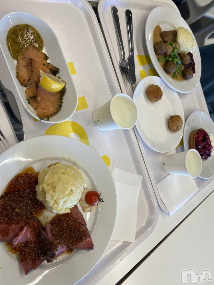 ��Ʋ����Х��顦�����K-Lounge(�����饦��) ���ޤ�2��4���̥�֥�����IKEA��