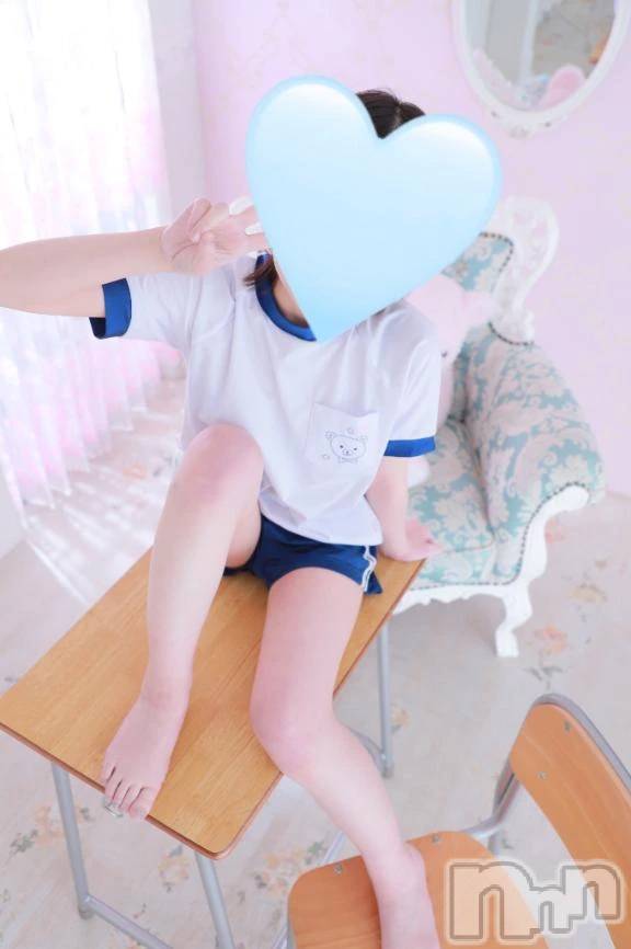 新潟デリヘル新潟デリヘル倶楽部(ニイガタデリヘルクラブ) あおい(18)の6月5日写メブログ「20時～出勤🎀」