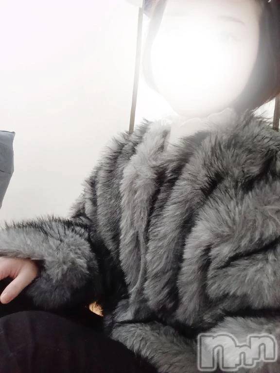 新潟デリヘル新潟デリヘル倶楽部(ニイガタデリヘルクラブ)あおい(18)の2026年1月24日写メブログ「もふもふ🧥」