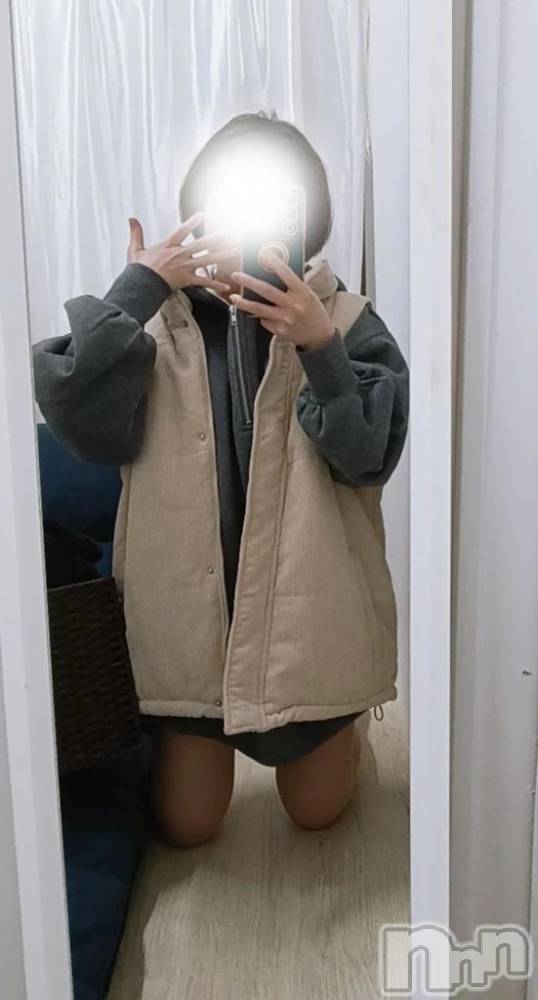 三条デリヘル新潟デリヘル倶楽部　三条店(ニイガタデリヘルクラブ　サンジョウテン) あおい(18)の11月28日写メブログ「会いたいな🐈‍⬛️🫧」