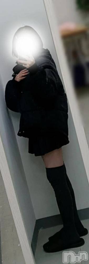 三条デリヘル新潟デリヘル倶楽部　三条店(ニイガタデリヘルクラブ　サンジョウテン) あおい(18)の1月1日写メブログ「出勤しました⸜(◍´˘`◍)⸝」