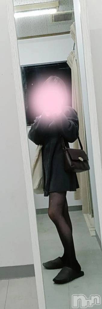 三条デリヘル新潟デリヘル倶楽部　三条店(ニイガタデリヘルクラブ　サンジョウテン)あおい(18)の2025年11月22日写メブログ「出勤しました🐈‍⬛️🫧」