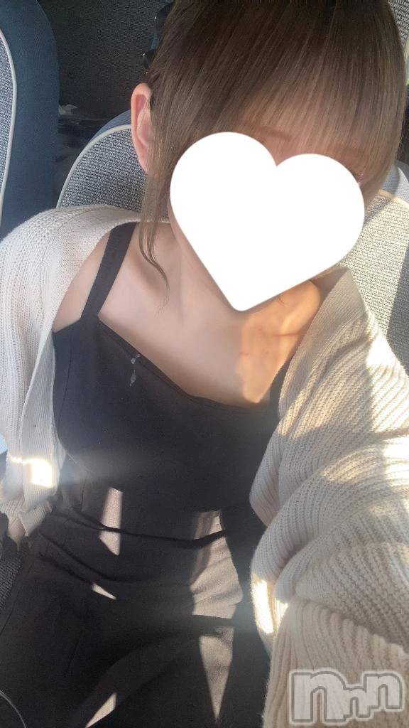 三条デリヘル新潟デリヘル倶楽部　三条店(ニイガタデリヘルクラブ　サンジョウテン)ゆき(18)の2025年10月24日写メブログ「本日出勤👶🏻ྀི✌🏻」