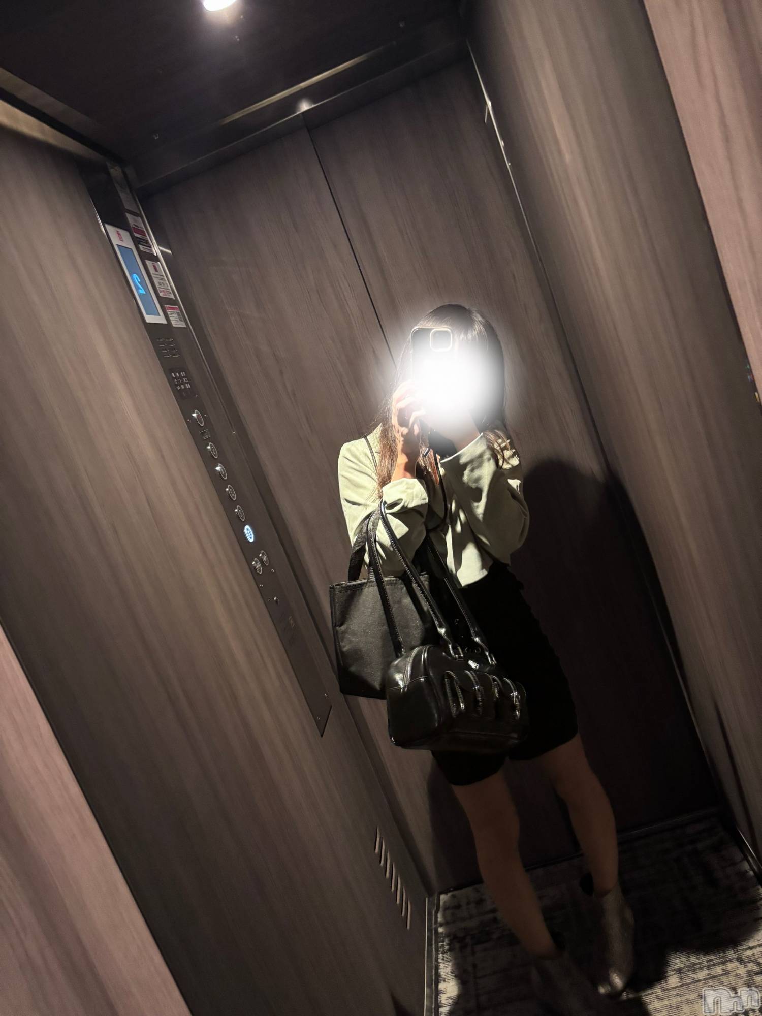 新潟デリヘルCrest(クレスト)新人☆ゆうな(26)の2025年10月30日写メブログ「リクエスト100分·͜·ᰔᩚ」