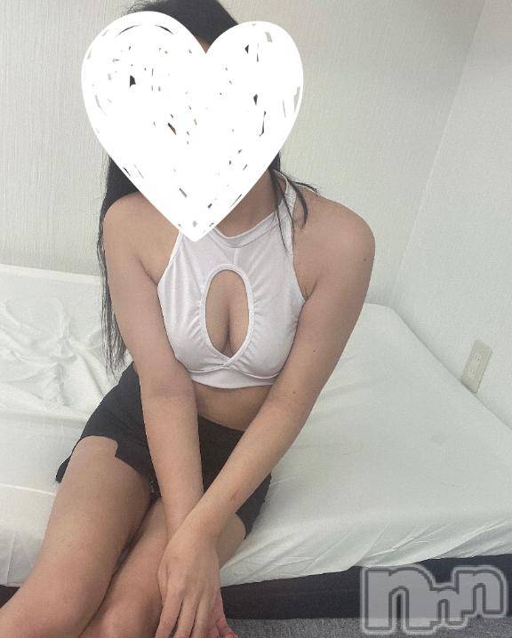 新潟デリヘルMinx(ミンクス)恭佳【新人】(27)の2025年10月17日写メブログ「出勤してます！」