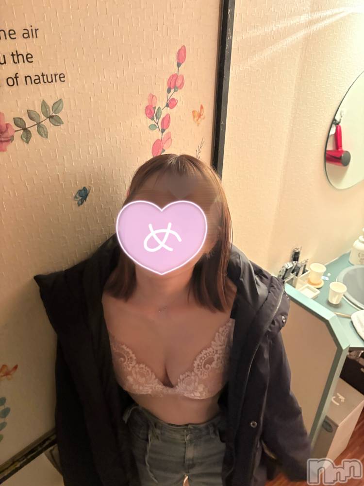 新潟デリヘルENDLESS-安心の地元新潟の素人のみ-(エンドレス) 【新人】メイナ★清楚美乳(23)の11月19日写メブログ「早く元気になる！！❤️‍🔥💪🏻」