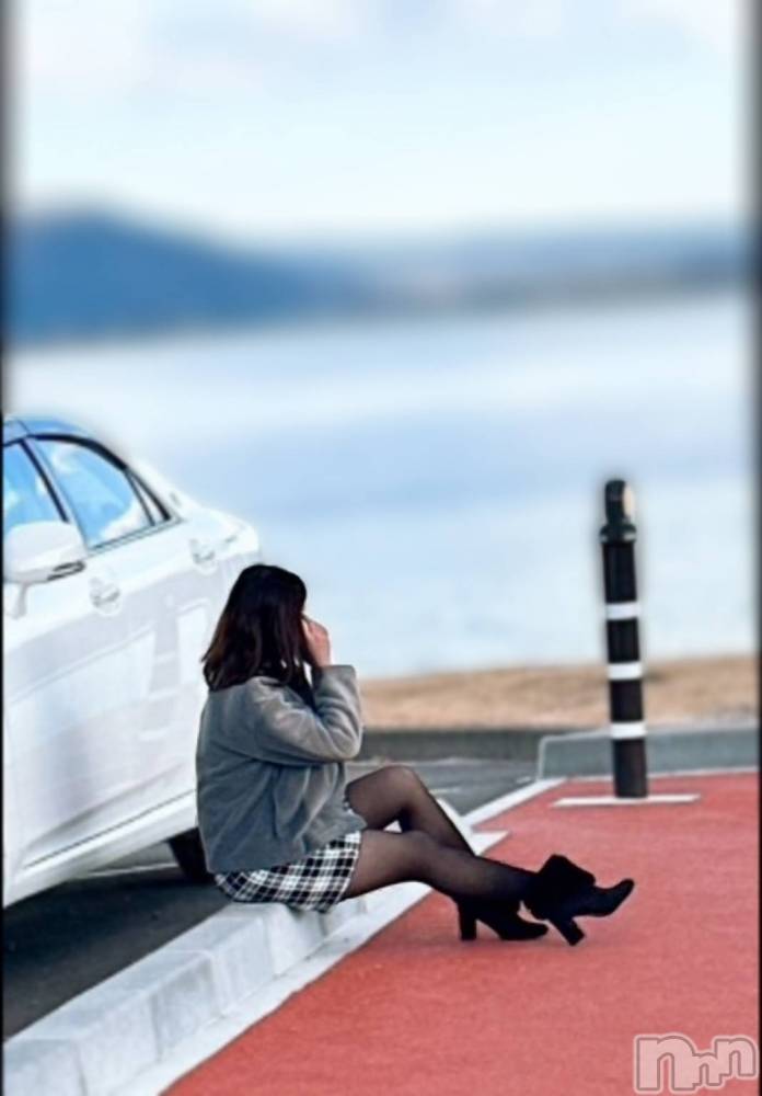 松本発デリヘルRevolution(レボリューション) あい☆地元☆超絶エロテクお姉さん(27)の10月22日写メブログ「私、実わ・・・」