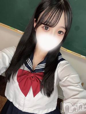 らら(22) 身長161cm、スリーサイズB86(E).W57.H91。 全力！！乙女坂46在籍。