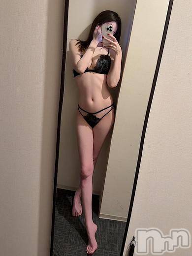 麻葵ふうか