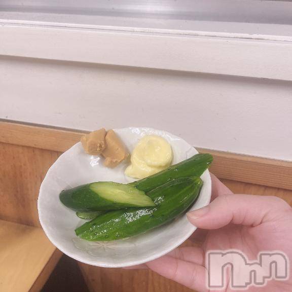 新潟デリヘル奥様特急 新潟店(オクサマトッキュウニイガタテン) りりな(29)の12月4日写メブログ「今日は女子会🧸💝」