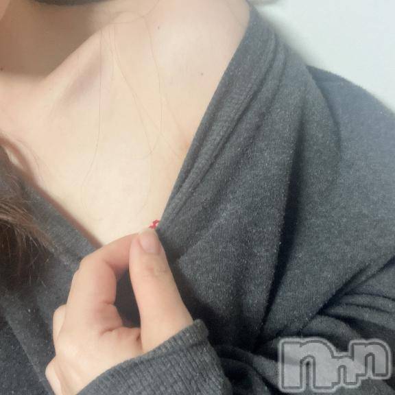 新潟デリヘル奥様特急 新潟店(オクサマトッキュウニイガタテン)りりな(29)の2025年12月28日写メブログ「今日もお支度中です🐥🌱」