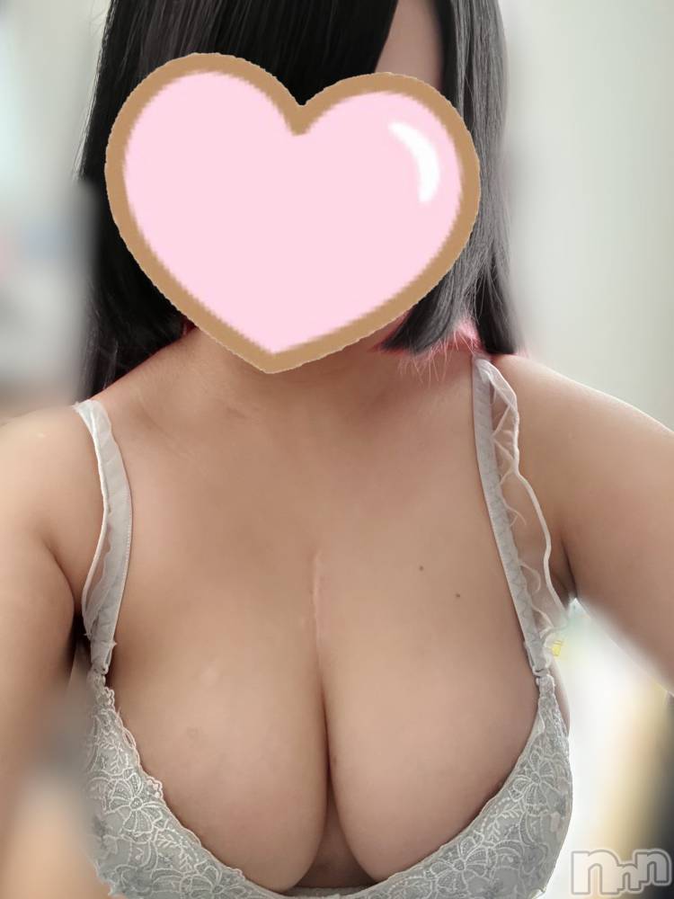 新潟デリヘルA(エース) もか(A)(18)の10月28日写メブログ「ねーねー」