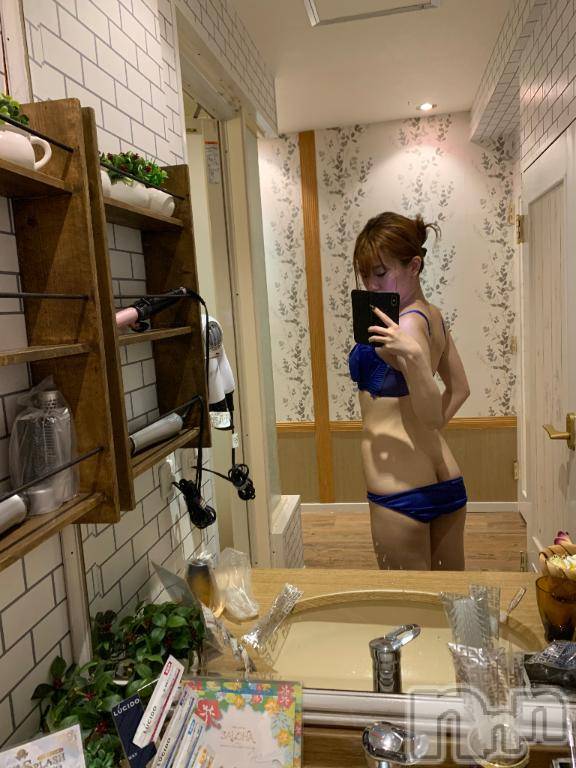 新潟デリヘルMinx(ミンクス) 凛【新人】(26)の11月26日写メブログ「出勤完了(*`･ω･)ゞ」