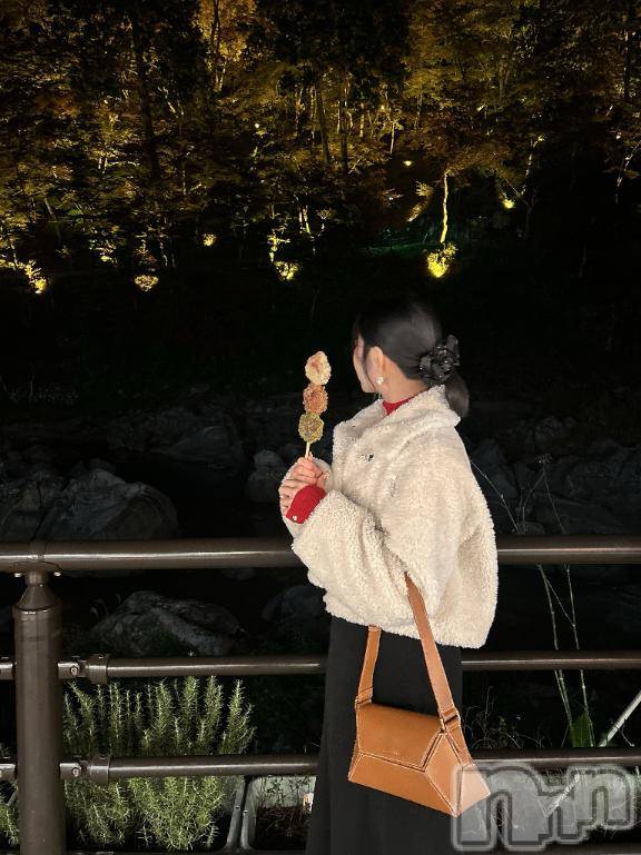 長岡デリヘルROOKIE(ルーキー)あすか☆プラチナ(23)の2025年11月12日写メブログ「‎🌷もう少しで🍁🌷」