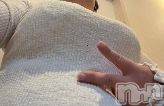 佐久発デリヘル佐久上田人妻隊(サクウエダヒトヅマタイ)まな(27)の2025年10月21日写メブログ「はじめて…💓」