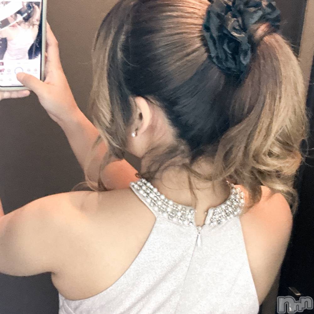 長野キャバクラ・クラブCLUB FELIX(クラブ フェリクス) れいの10月26日写メブログ「嫘李(Ray)です🧏♀️🌟」