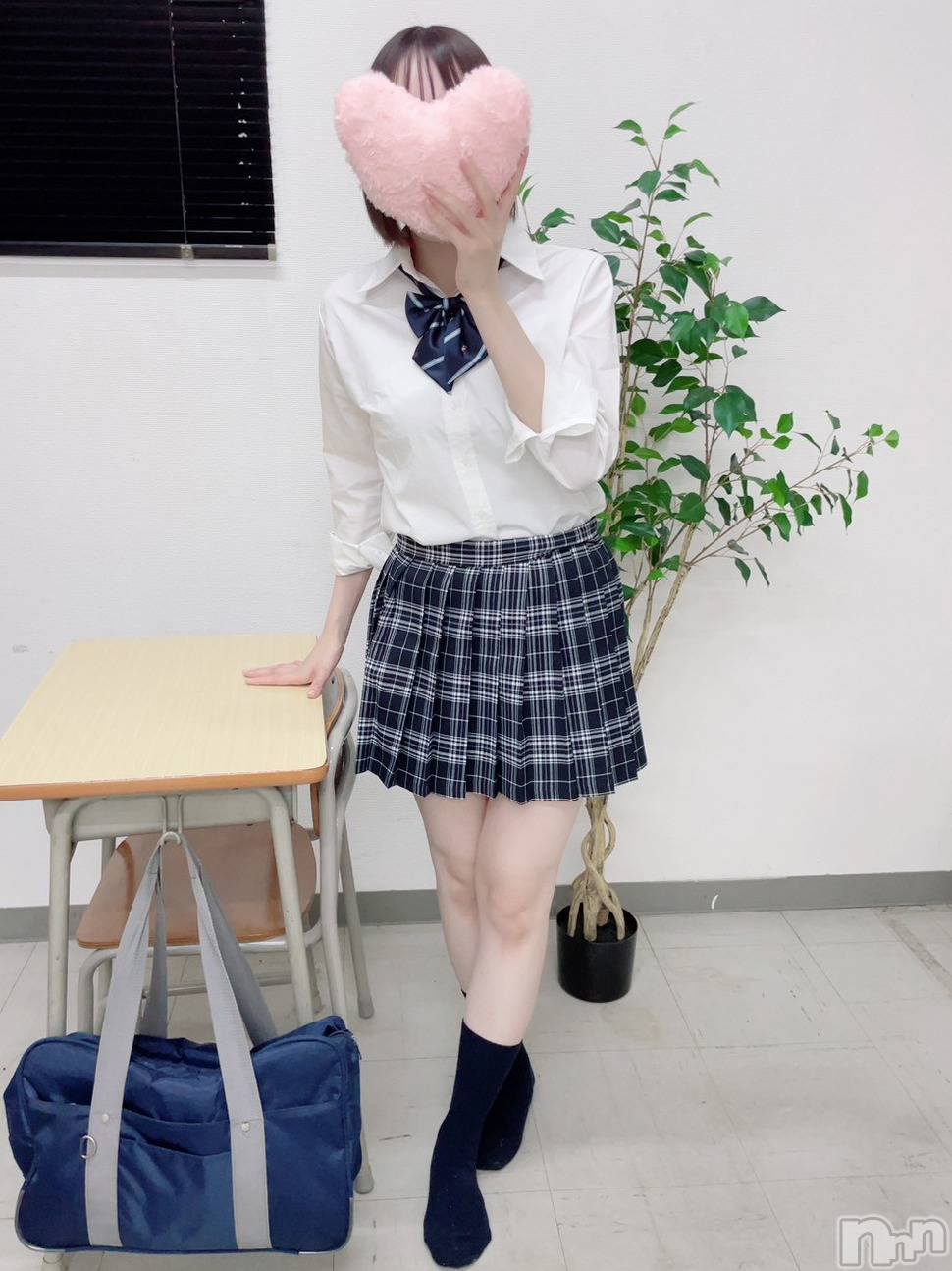 あや