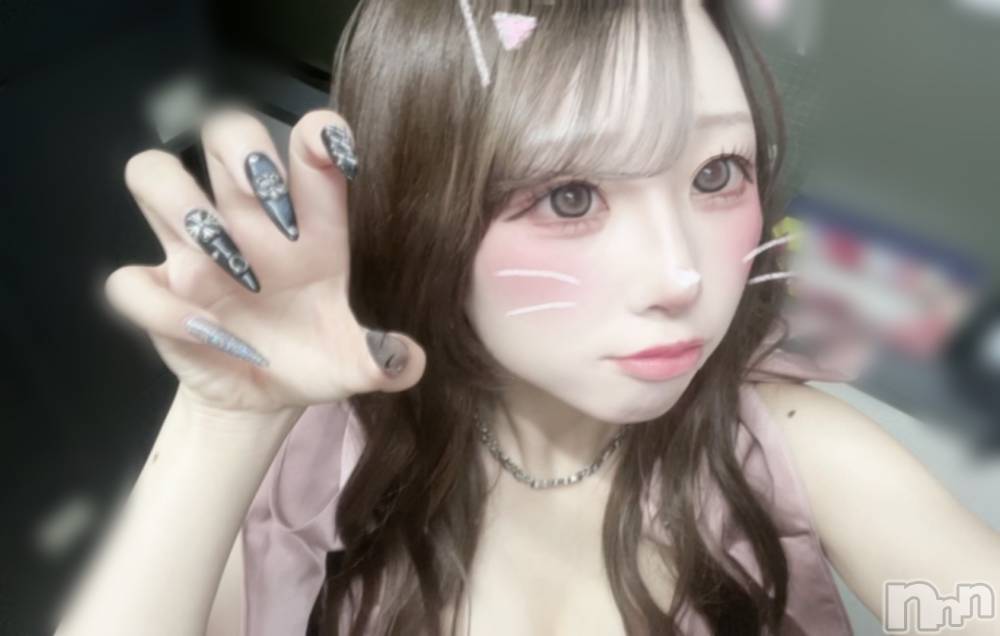 ���ܱ�������Х��顦�����CLUB FOUR LEAF(�ե����꡼��) �ͤͤ�12��22���̥�֥�����‎‎🤍🩷��