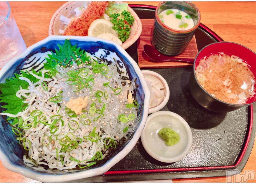 古町キャバクラ・クラブBELUGA(ベルーガ) mumuの10月31日写メブログ「🕯🎃*⸜𝑯𝒂𝒑𝒑𝒚 𝑯𝒂𝒍𝒍𝒐𝒘𝒆𝒆𝒏⸝*👻🍬」