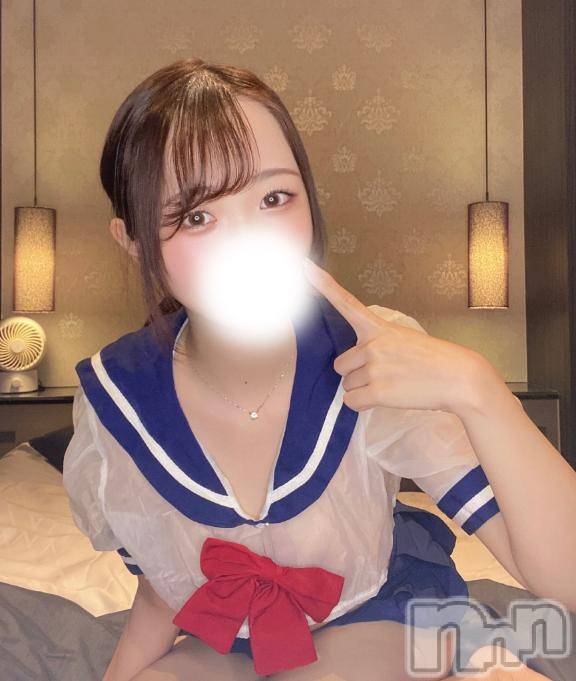 長岡デリヘルROOKIE(ルーキー) らな(21)の10月25日写メブログ「独占シてね🤍」