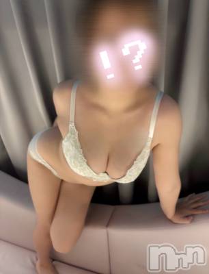 あんじゅ(♪♪)(19) 身長159cm、スリーサイズB83(E).W55.H82。上越デリヘル HONEY(ハニー)在籍。