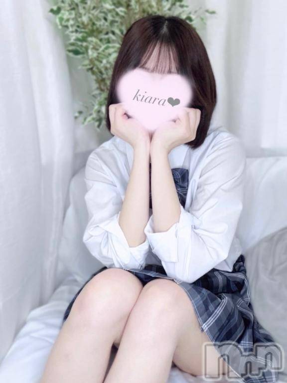 新潟デリヘルsleepy girl(スリーピーガール)体験きあらちゃん(19)の2025年12月22日写メブログ「出勤予定🤍」