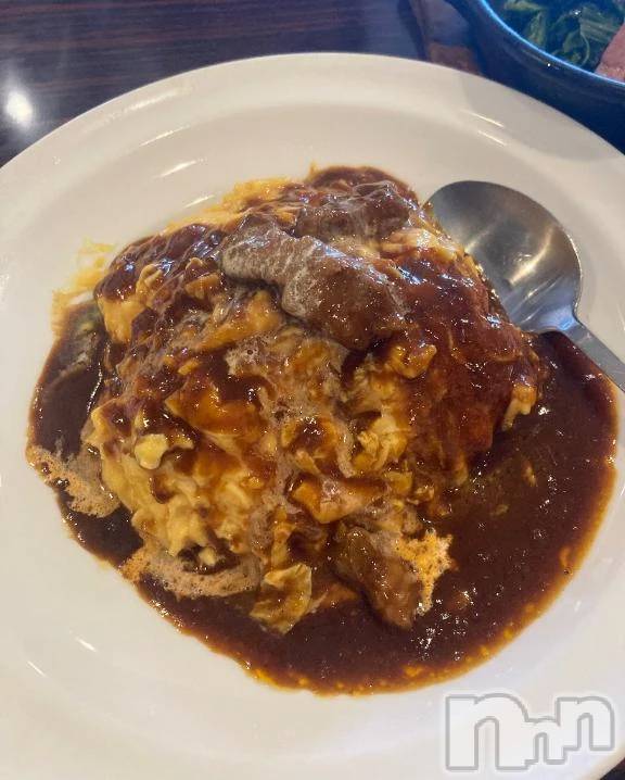 新潟デリヘル新潟市鳥屋野潟ちゃんこ(ニイガタシトヤノガタチャンコ) さわ(27)の11月8日写メブログ「お腹空いた...」